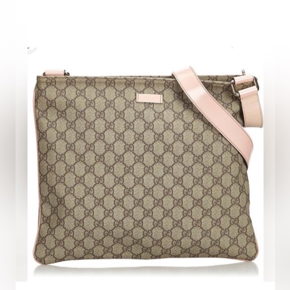 Gucci Handbags - GOOD CONDITION! Authenticated Gucci Messenger Crossbody Shoulder Bag Tote Purse